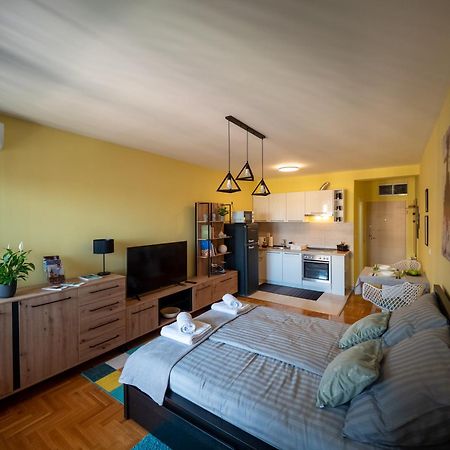 Green Apple Apartment Subotica Luaran gambar